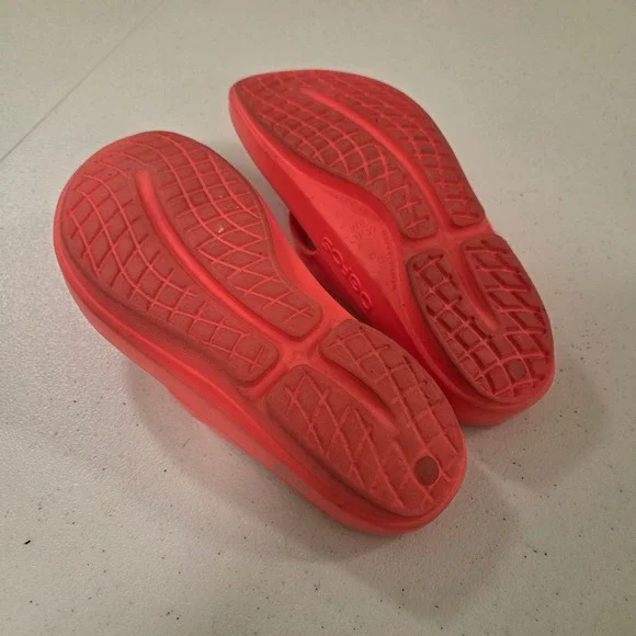 Oofos OOlala Recovery Sandals Womens 8 Neon Coral Pink Thong Flip Flops 1001 - Picture 5 of 7